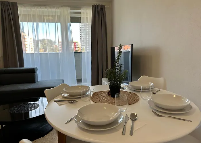 Novozariadeny Pri Starom Moste