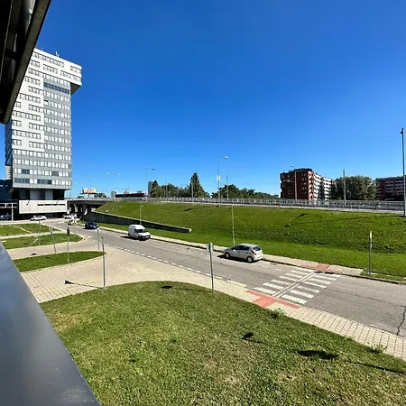 Novozariadeny Pri Starom Moste Pozsony